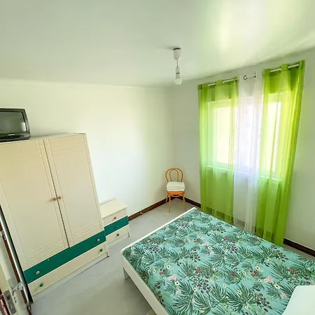At Your Doorstep - Bedrooms Privat bolig