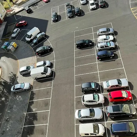 At Your Doorstep - Bedrooms 홈스테이