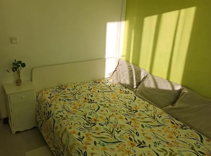 At Your Doorstep - Bedrooms * Lisboa